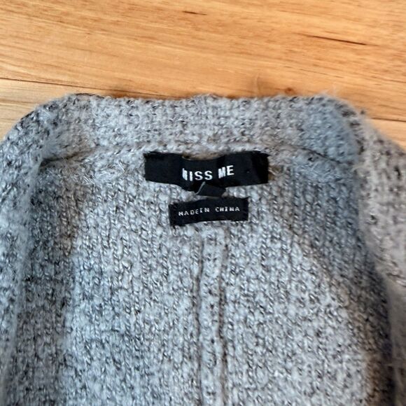 Miss Me Women's Cardigan Size M Gray chunky Knit Cardigan Boho Long Sleeve Snap - Picture 3 of 5